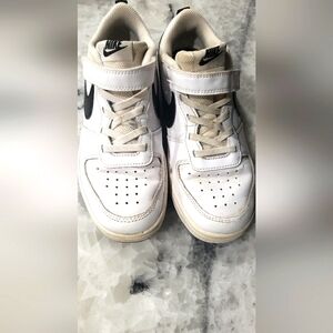 Nike Boys shoe